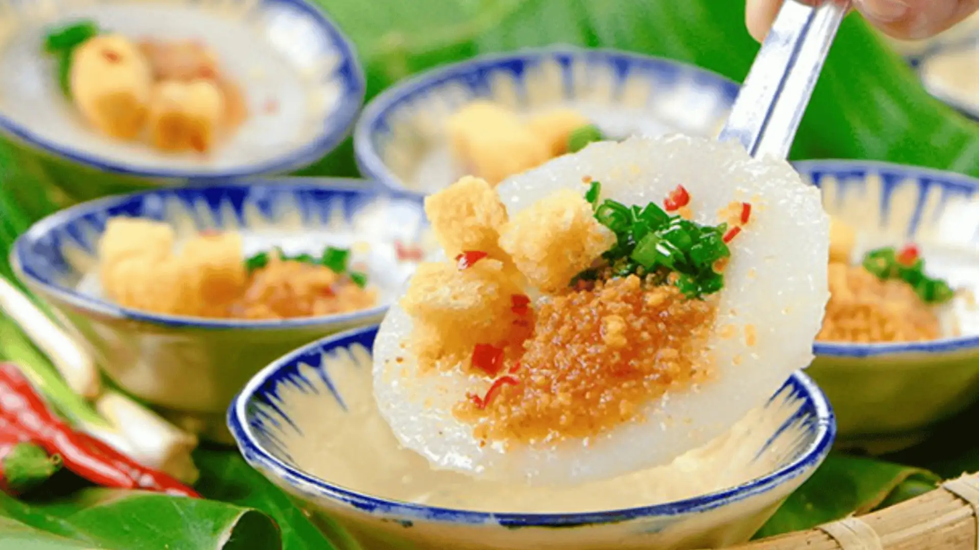 What to Eat in Vietnam: 30 Must-Try Dishes 89 Small steamed bánh bèo rice cakes with savory toppings