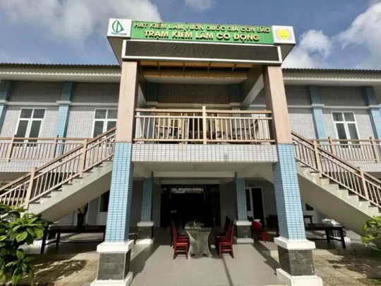 Bay Canh Ranger Station accommodation for the overnight tour