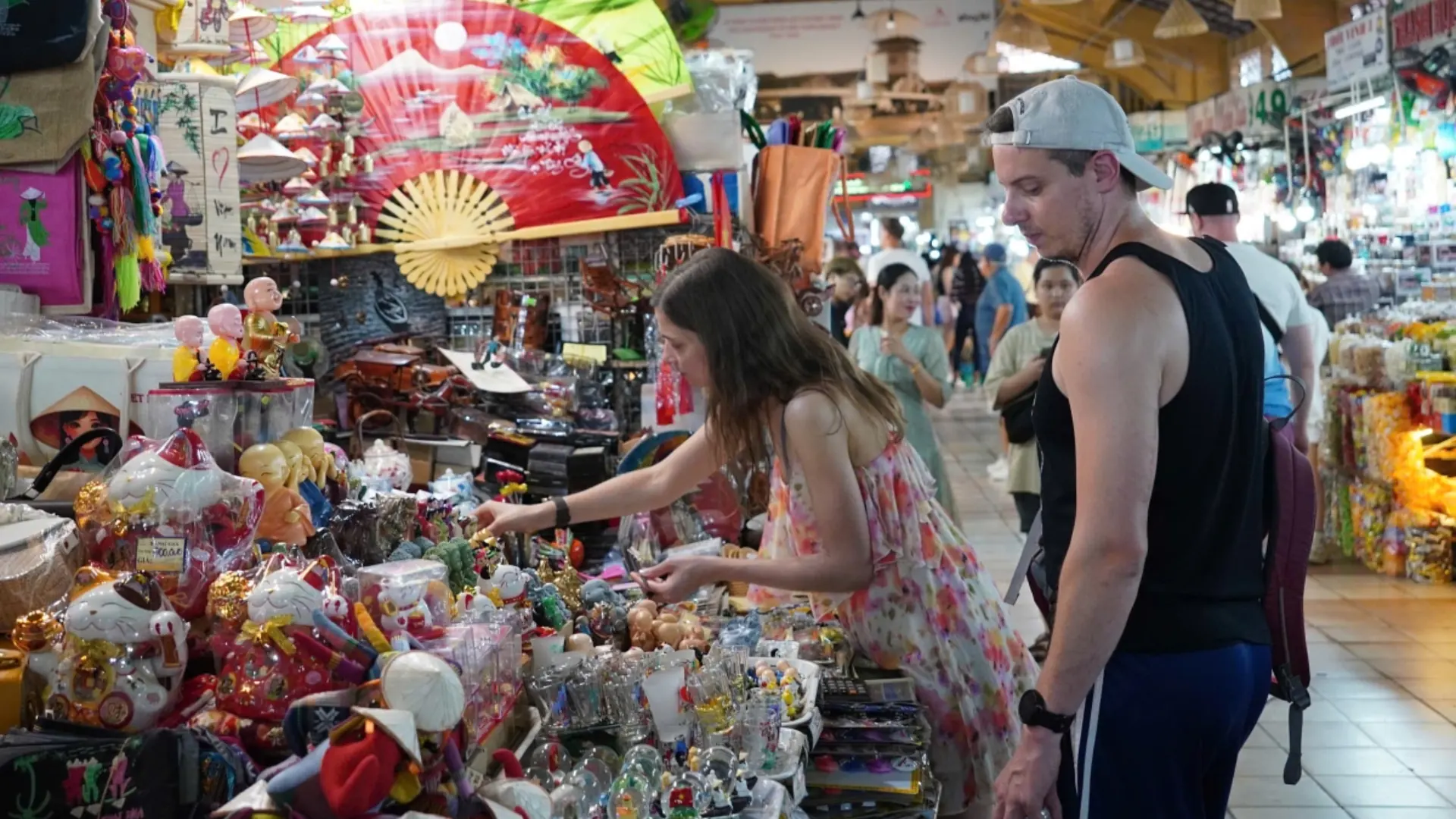 Ben Thanh Market – iconic shopping destination in central Ho Chi Minh City