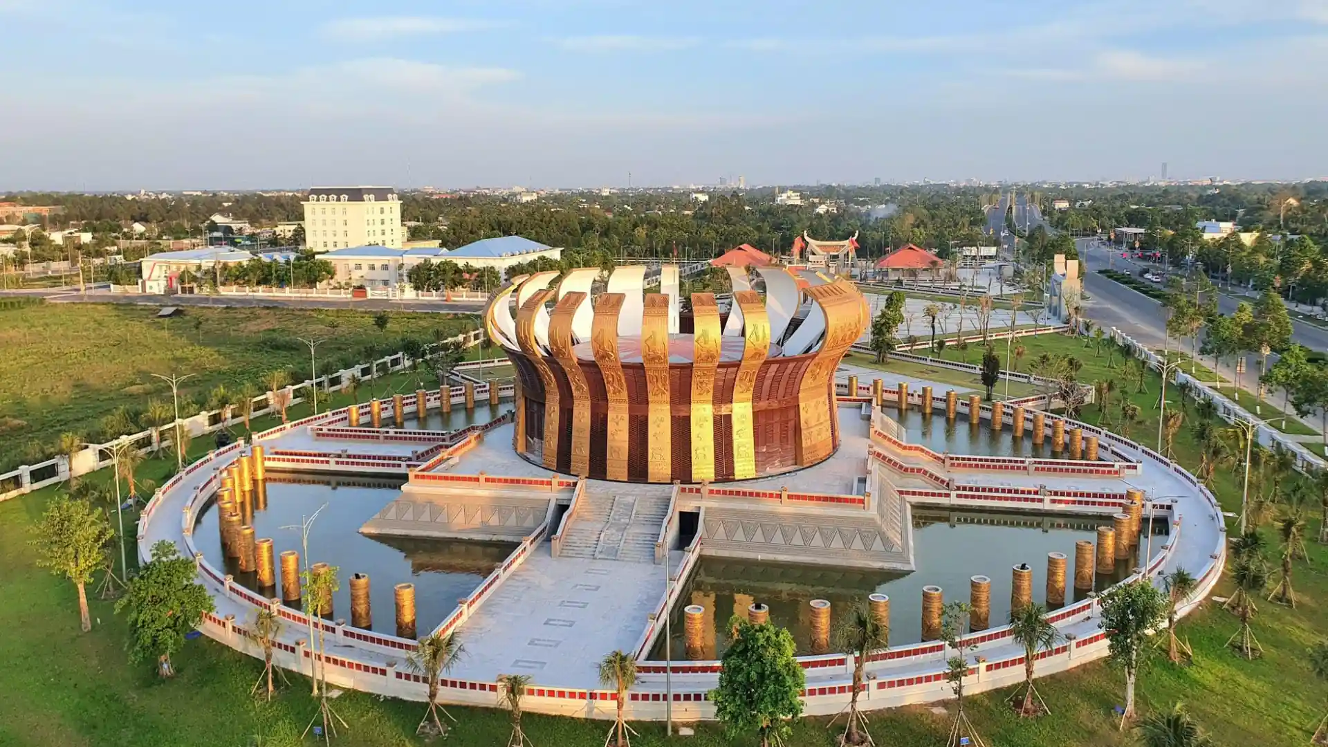 Binh Thuy District – a historic and peaceful area of Can Tho known for its French colonial homes and quiet canals