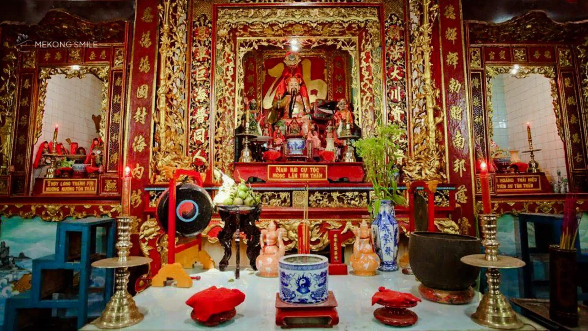 Deities worshiped at Binh Thuy Temple in Can Tho Vietnamese folk religion