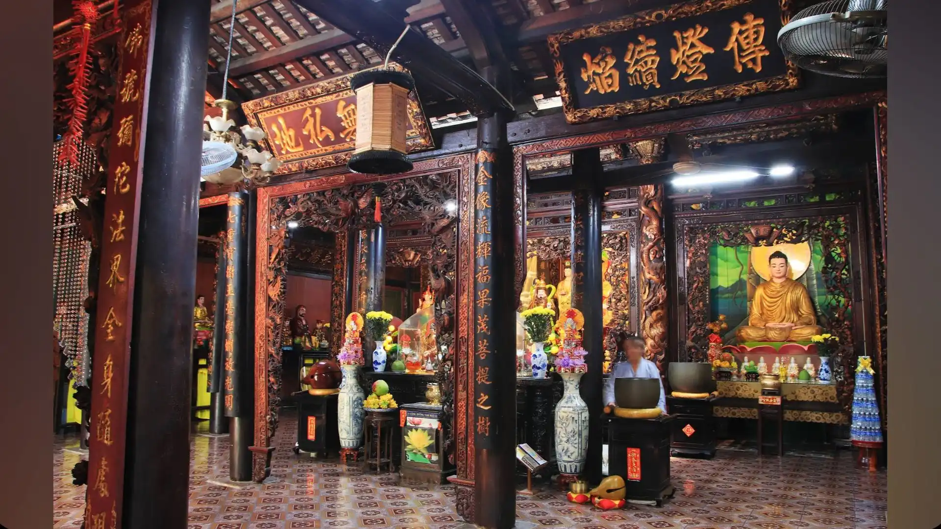 Solemn interior of Buu Lam Pagoda main hal