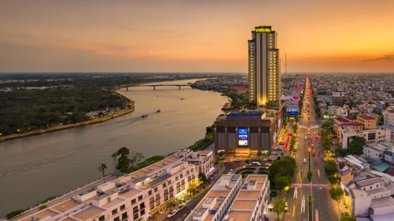 Can Tho city center, the departure point for the Ben Tre tour