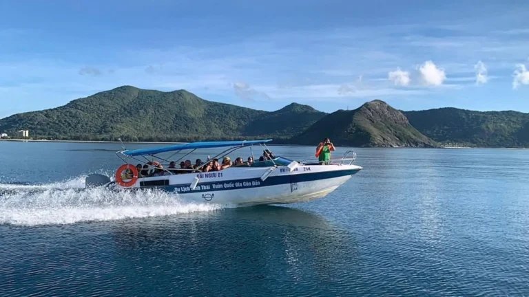 Speedboat transfer for Con Dao turtle release tour
