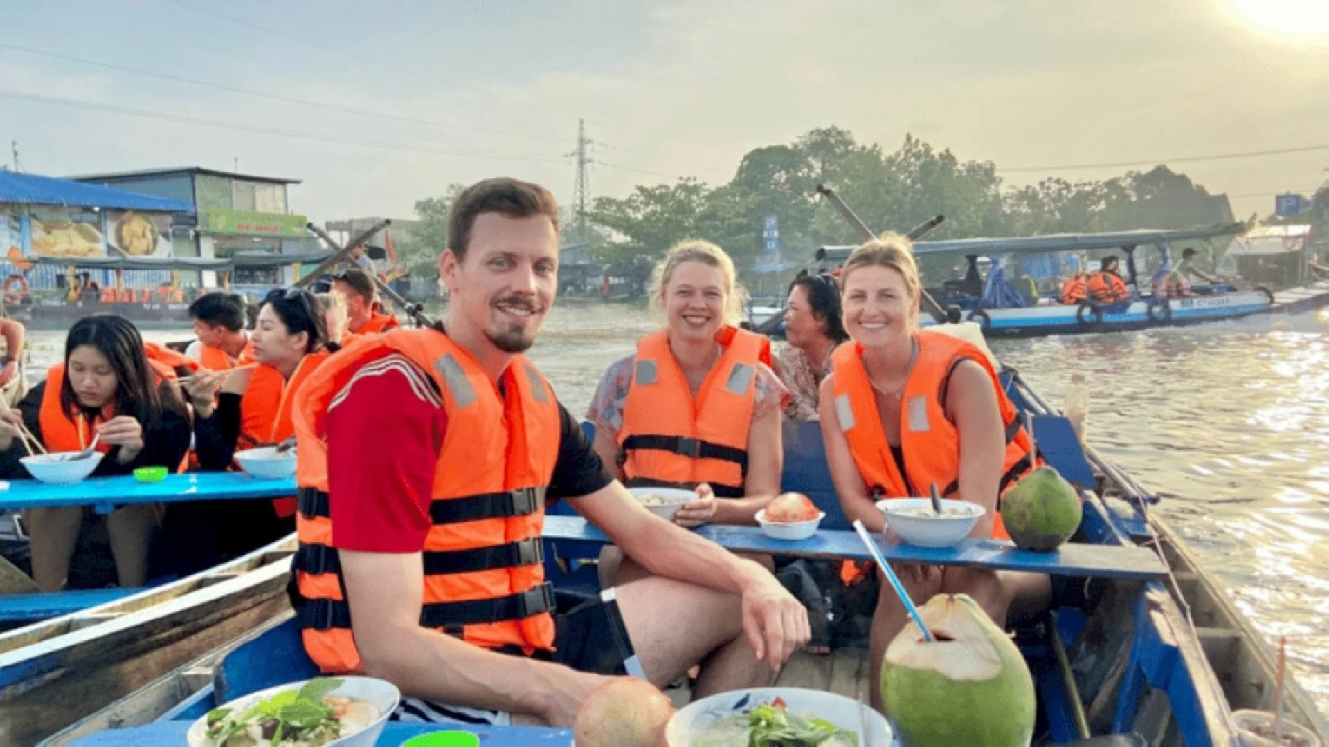 Classic combination tour – Cai Rang Floating Market and Son Islet, two iconic experiences in Can Tho