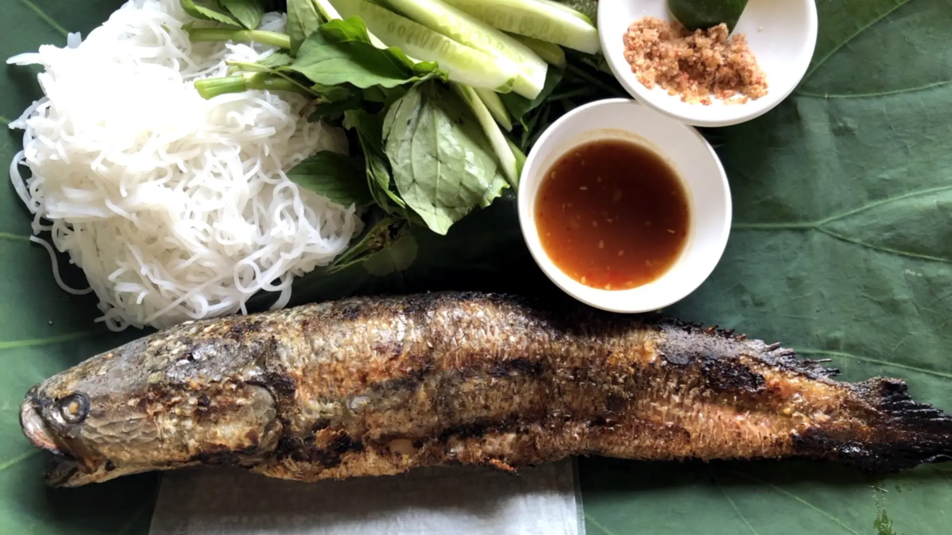 Tra Su Cajuput Forest 2026: Tickets, Boats & When to Visit 64 Grilled fish served in the Tra Su tourism area