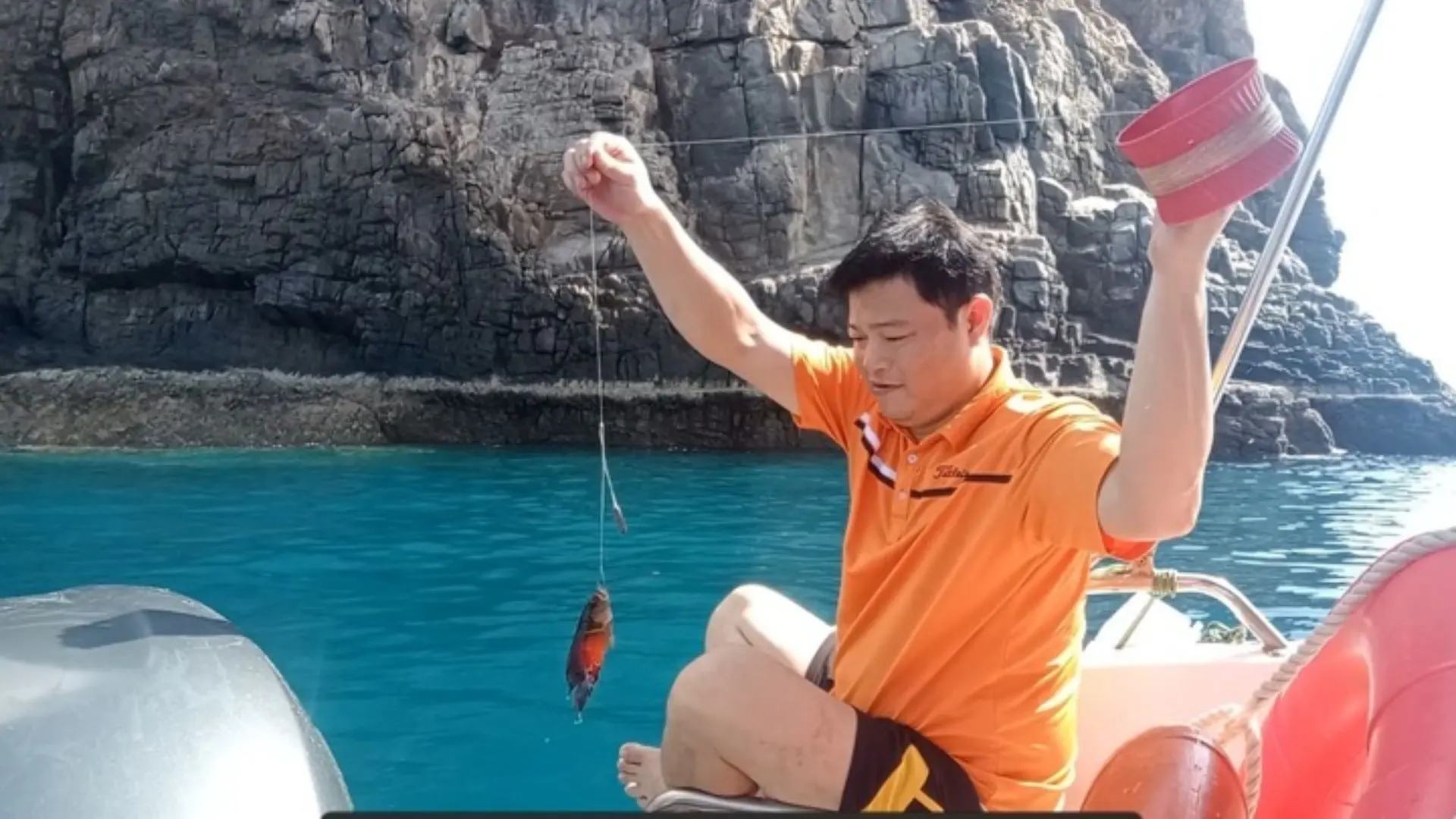 Guest enjoying leisure fishing near Trung Island Con Dao