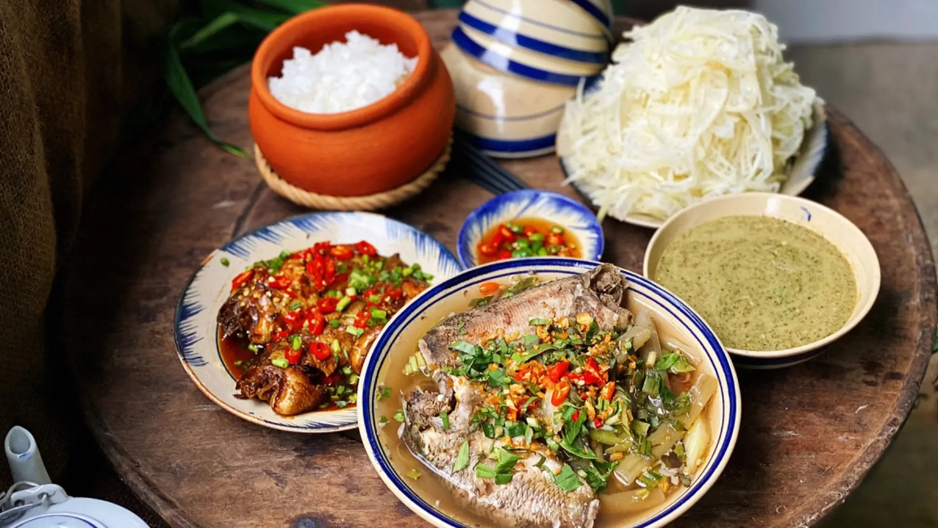 Colorful Mekong Delta dishes showing a mix of Vietnamese, Khmer, and Chinese influences