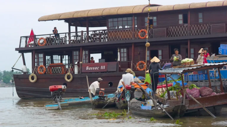 Mekong Smile Bassac Cruise Cai Be Can Tho visiting floating market near cruise