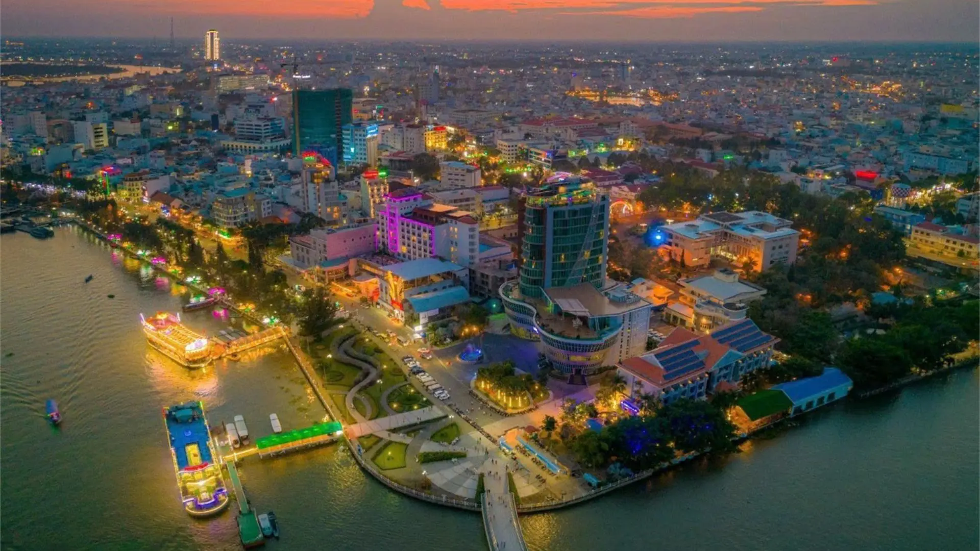 Full Can Tho experience with Mekong Smile