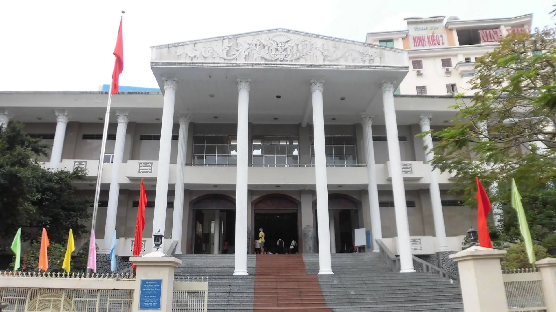 Can Tho Museum: Your Guide to the Mekong Delta's History 285 Main gate of Can Tho Museum welcoming visitors to the cultural center