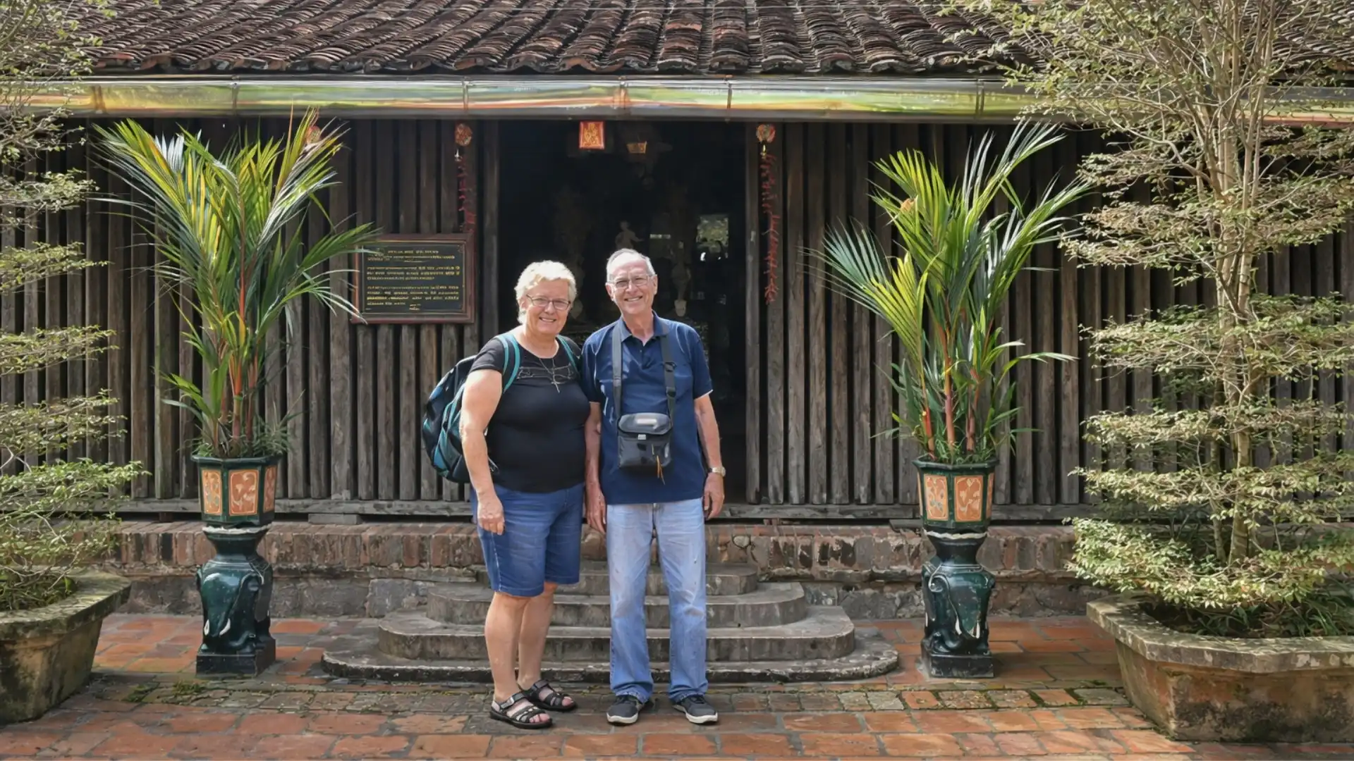 Mekong Smile Dong Hoa Hiep Ancient Village visitors checking in at Mr Kiet ancient house