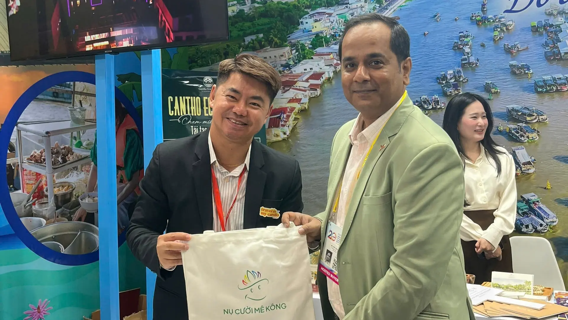 Mekong Smile Connects with International Travel Partners at ITE HCMC 2026 13 Mr. Jimmy of Mekong Smile connecting with an international tourism partner at ITE HCMC 2026
