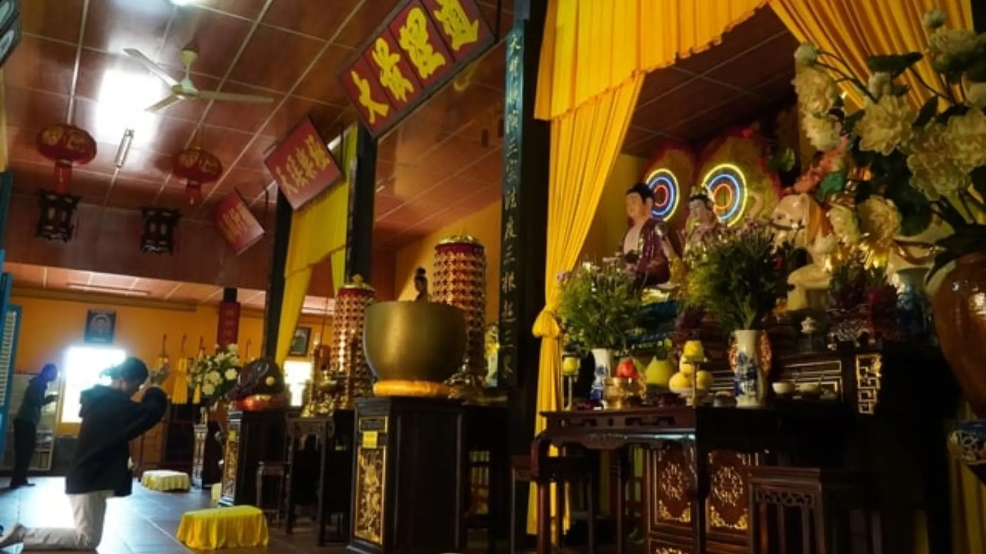 Nam Nha Pagoda: Can Tho’s Riverfront Heritage Site 281 Interior main hall of Nam Nha Pagoda with multiple sacred Buddha statues