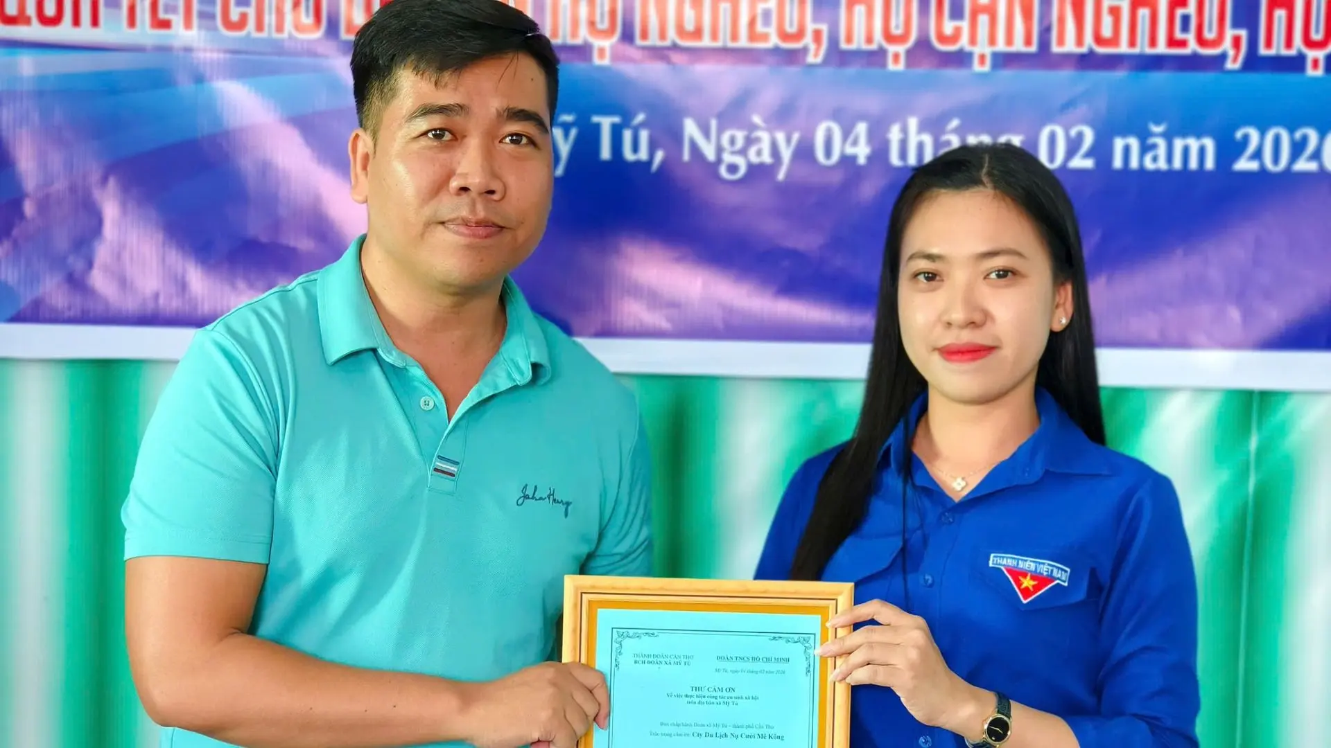 Representatives at Tet of Love 2026 charity program