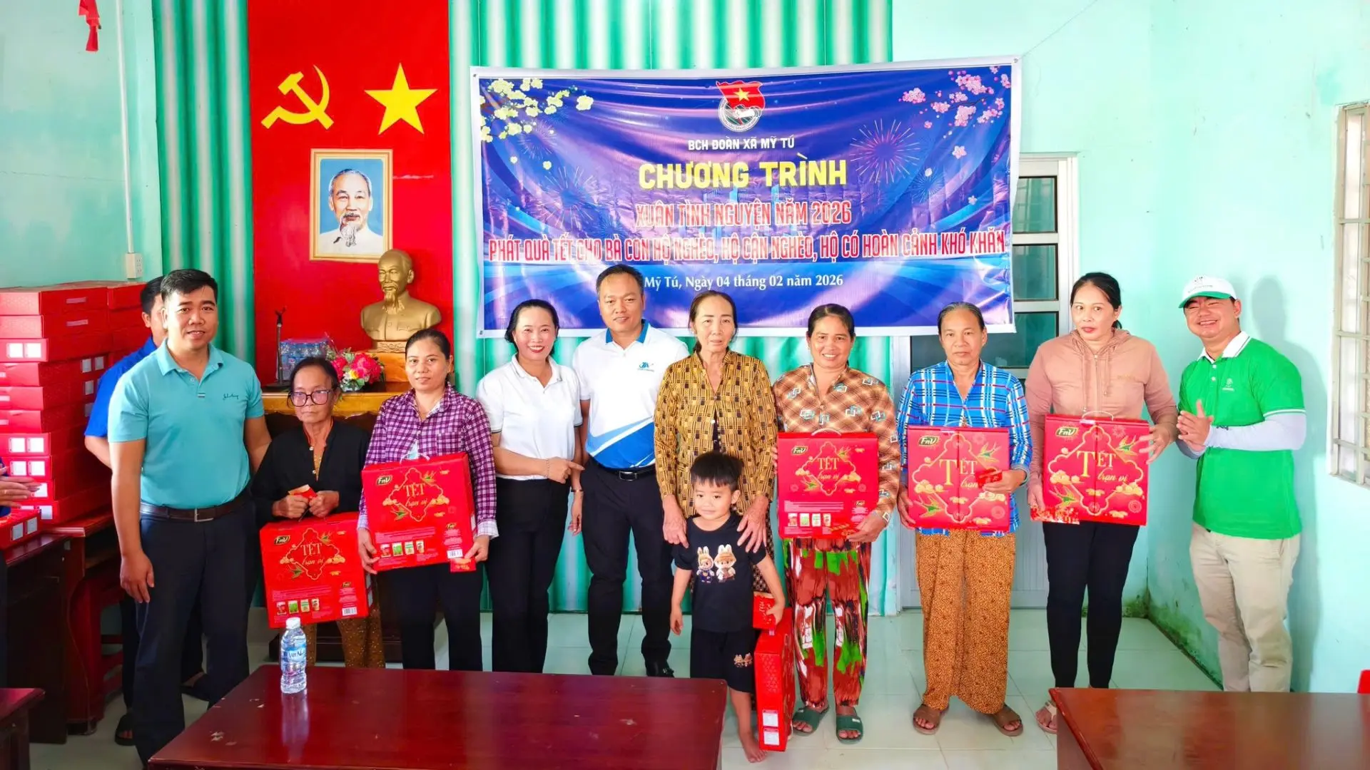 Disadvantaged families receiving Tet gifts at Tet of Love 2026 charity event in the Mekong Delta