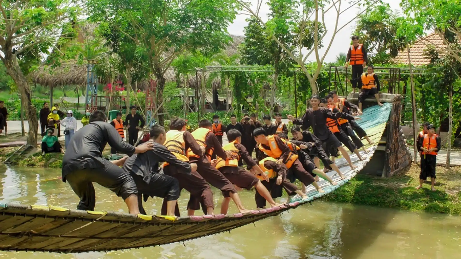 My Khanh Tourist Village – an authentic cultural experience featuring traditional games, local cuisine, and rural charm