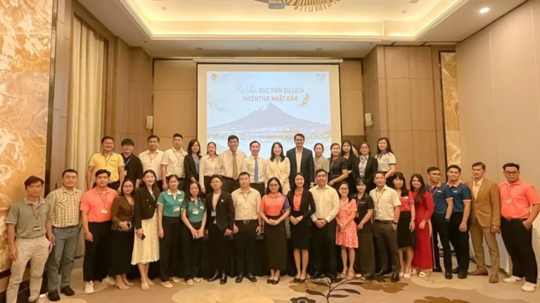 Group photo at the Japan Incentive Tourism Promotion Workshop 2026 in Can Tho