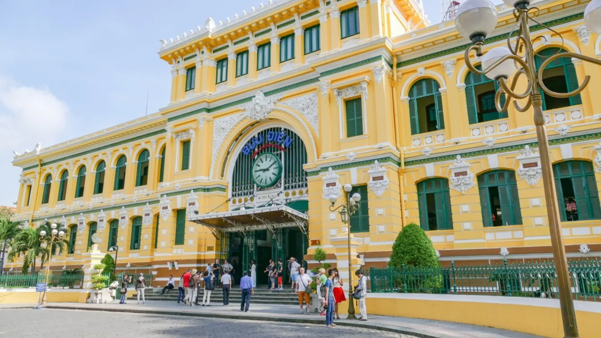 Saigon Central Post Office – architectural gem designed by Gustave Eiffel