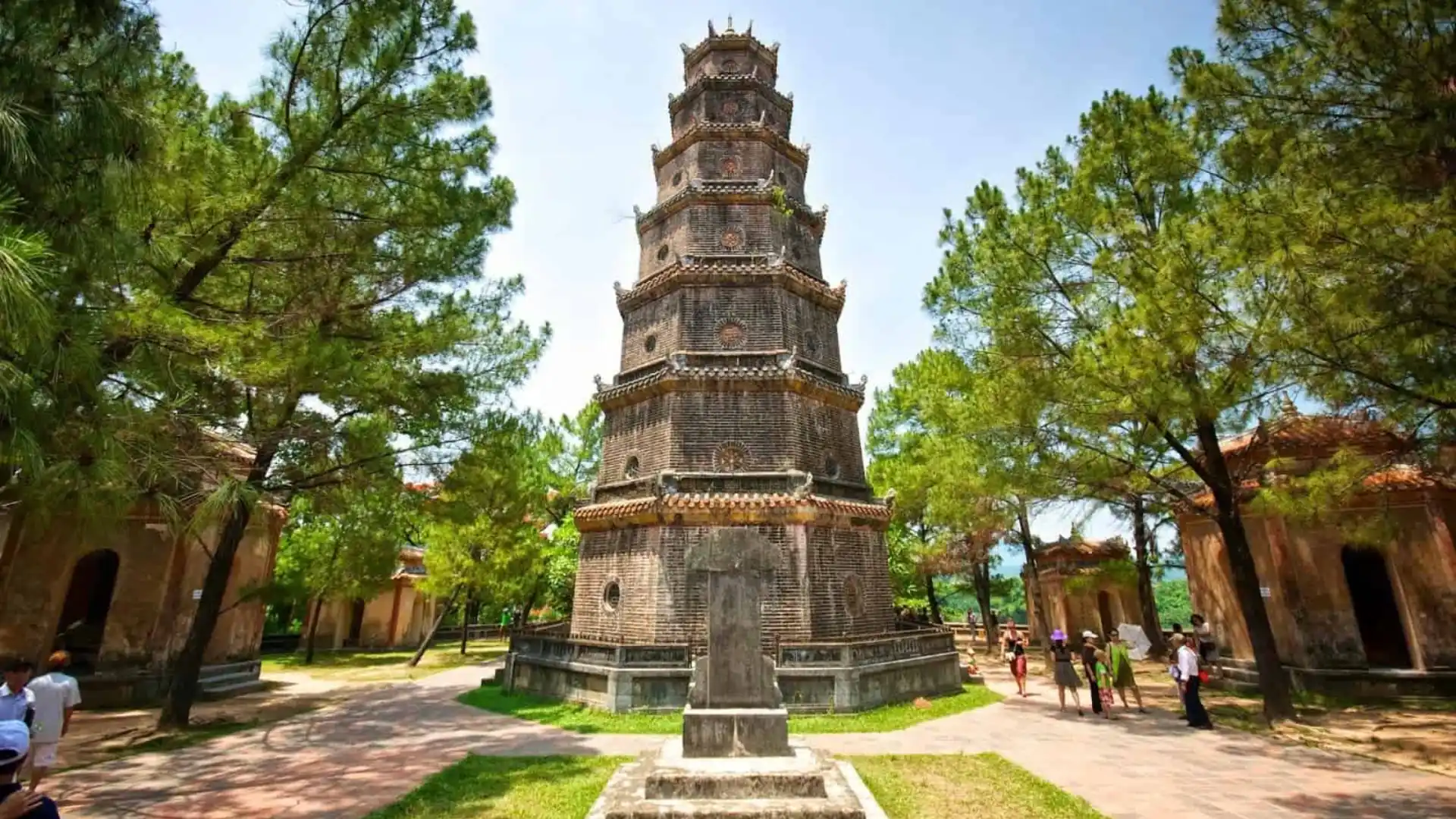 The Vietnam Itinerary Guide for Your Vietnam Trip 416 Thien Mu Pagoda on Perfume River in Hue